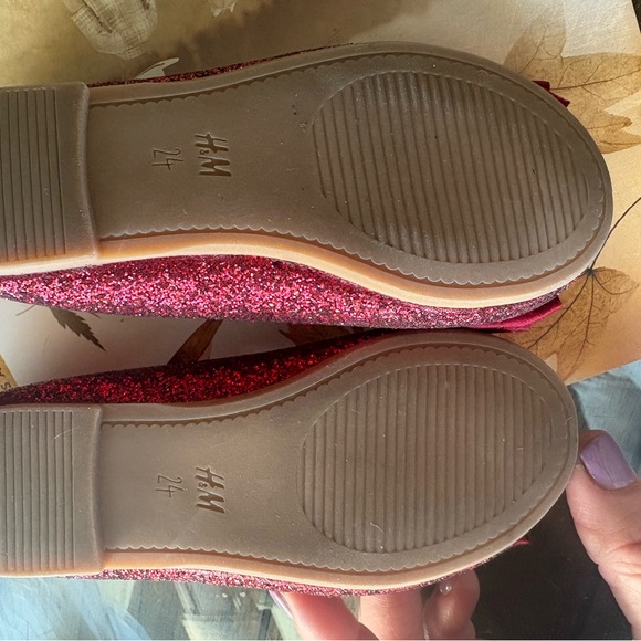 H&M Kids Sparkly Red Ballet Flats - Picture 4 of 4